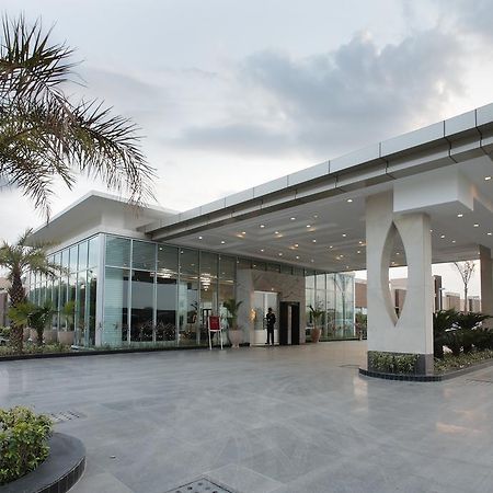 Oodles Hotel New Delhi Exterior photo