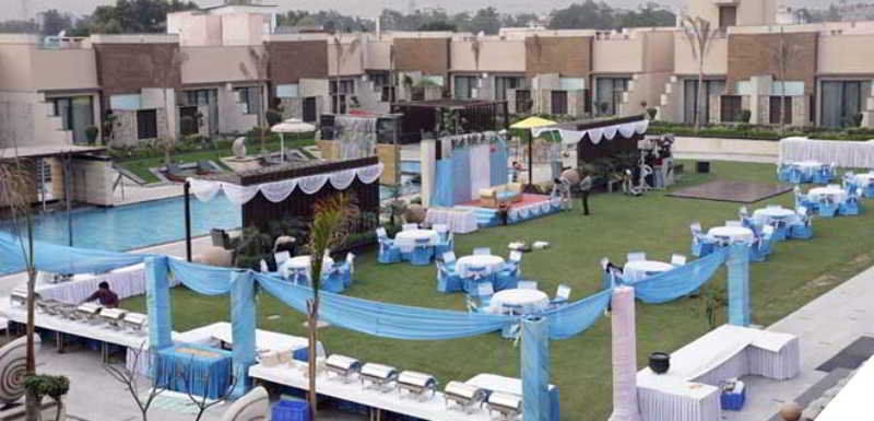 Oodles Hotel New Delhi Exterior photo