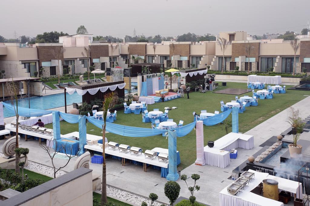 Oodles Hotel New Delhi Exterior photo